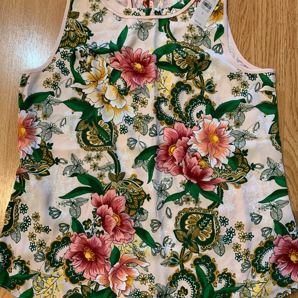 Loft top - Picture 3 of 3